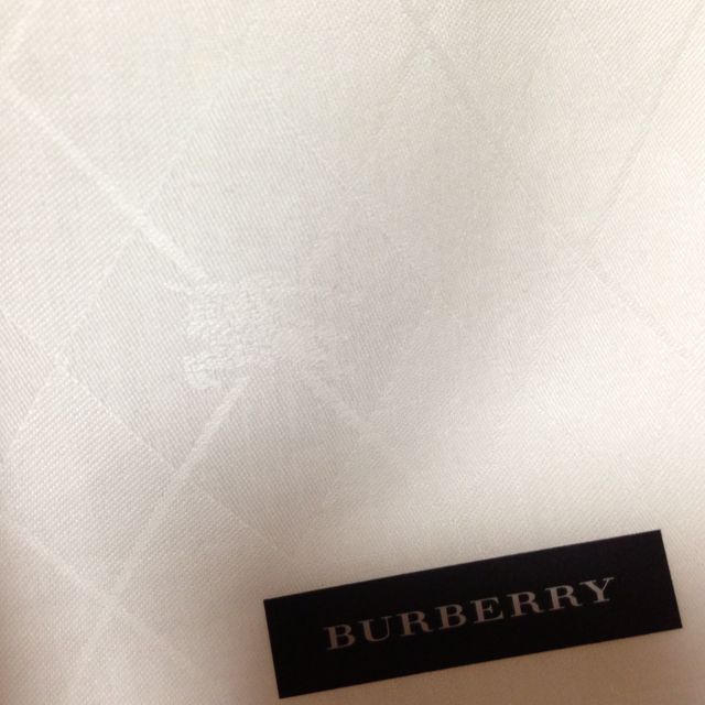 BURBERRY(バーバリー)のバーバリー ハンカチ レディースのファッション小物(ハンカチ)の商品写真