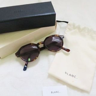 トゥモローランド(TOMORROWLAND)のblanc... サングラス 定価約33000円(サングラス/メガネ)