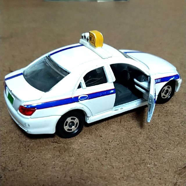 Takara Tomy - 廃番 トミカ NO.72 トヨタ マークX 個人タクシー