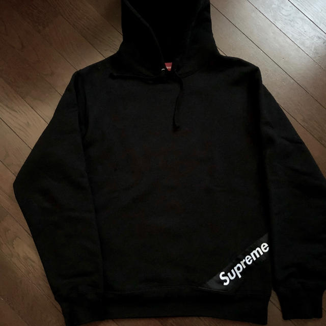 (S) Supreme Corner Label Hooded