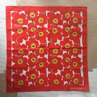 マリメッコ(marimekko)の≪気まぐれタイムセール中≫marimekko スカーフ バンダナ ハンカチ使用品(バンダナ/スカーフ)