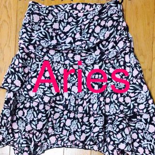 aries 迷彩スカート