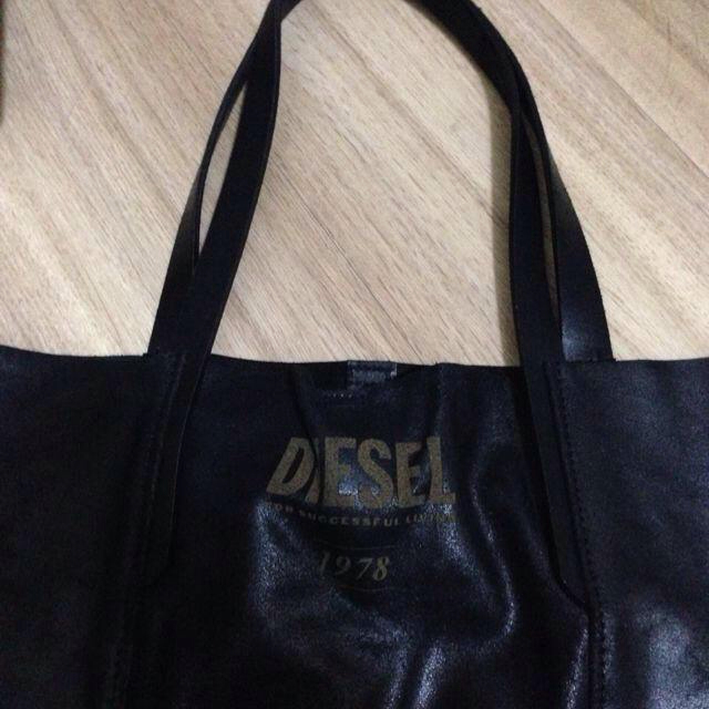 DIESEL(ディーゼル)のDIESELトートバッグ美品 レディースのバッグ(トートバッグ)の商品写真