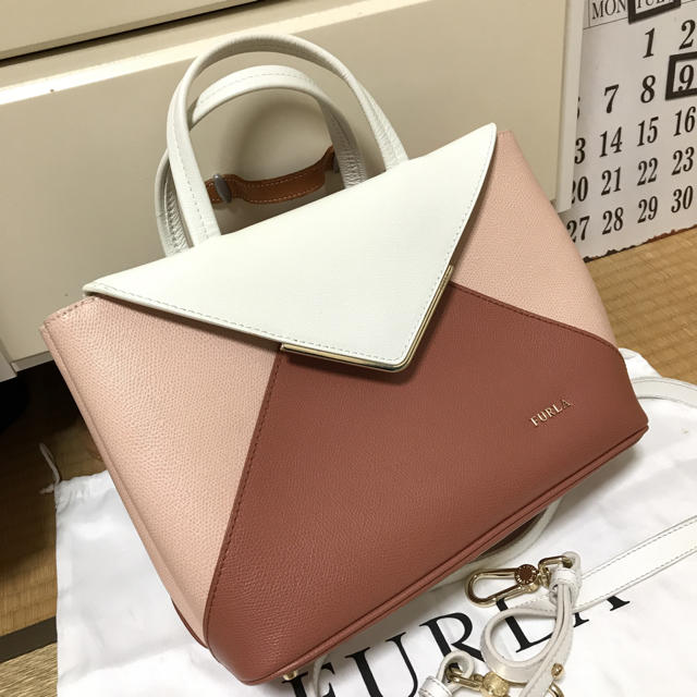 FURLAバイカラー2wayバッグ