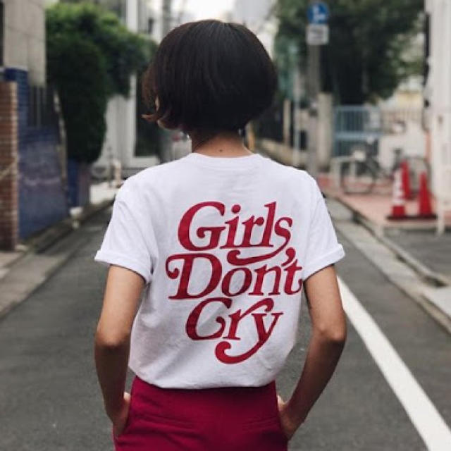 Supreme(シュプリーム)のgirls don't cry Tシャツ レディースのトップス(Tシャツ(半袖/袖なし))の商品写真