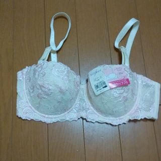 ブラジャーCカップの75センチ(ブラ)