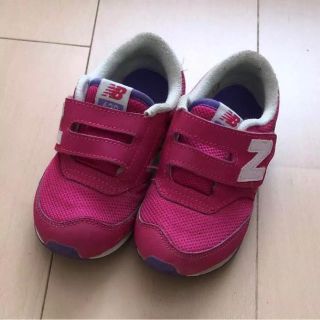 ニューバランス(New Balance)の専用！ニューバランス サイズ17センチ ピンク色(スニーカー)