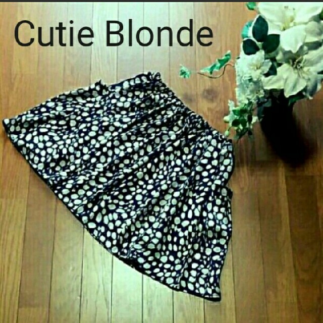 Cutie Blonde(キューティーブロンド)の感謝セール【Cutie Blonde】スカート　M　■送料無料 レディースのスカート(ミニスカート)の商品写真