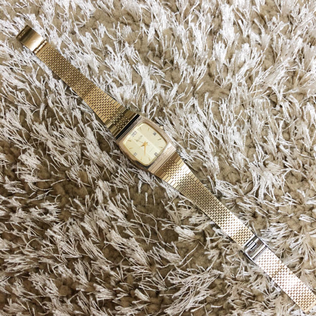 Lochie(ロキエ)のused  ＊  gold color watch レディースのファッション小物(腕時計)の商品写真