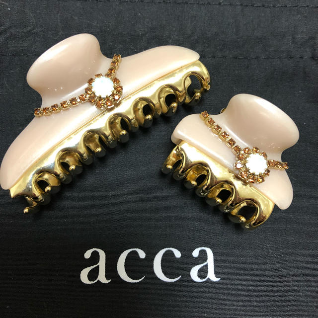 acca(アッカ)のacca  クィーンネックレス中&小 レディースのヘアアクセサリー(バレッタ/ヘアクリップ)の商品写真