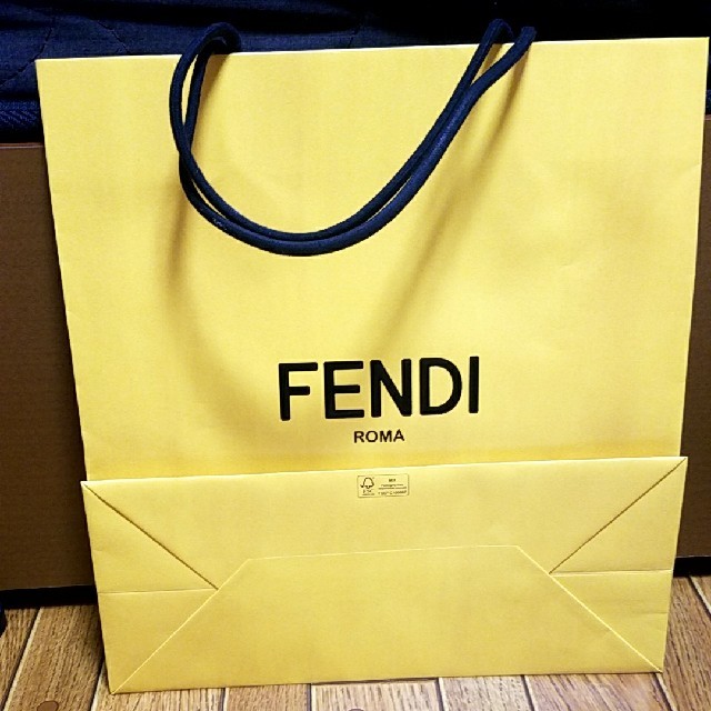 FENDI(フェンディ)のFENDI ショッパー レディースのバッグ(ショップ袋)の商品写真