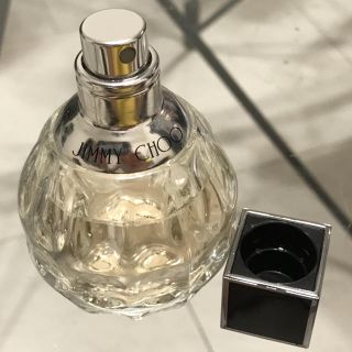 ジミーチュウ(JIMMY CHOO)のジミーチュウオードトワレ 香水40ml(香水(女性用))