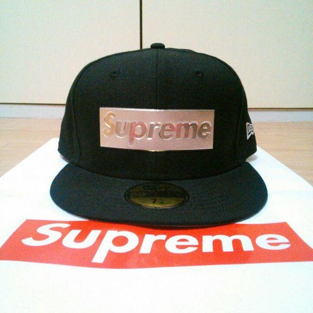 Supreme × NEW ERA METALLIC BOX LOGO