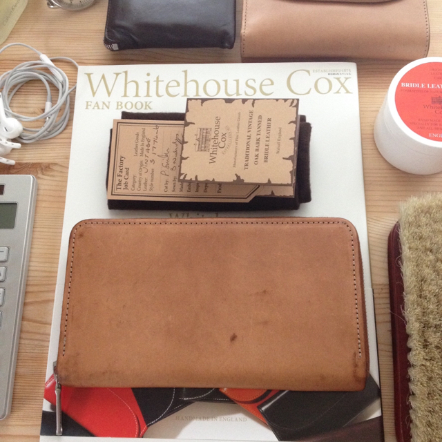 WHITEHOUSE COX(ホワイトハウスコックス)のWhitehouse Cox ヴィンテージブライドルレザー ラウンド 長財布 メンズのファッション小物(長財布)の商品写真
