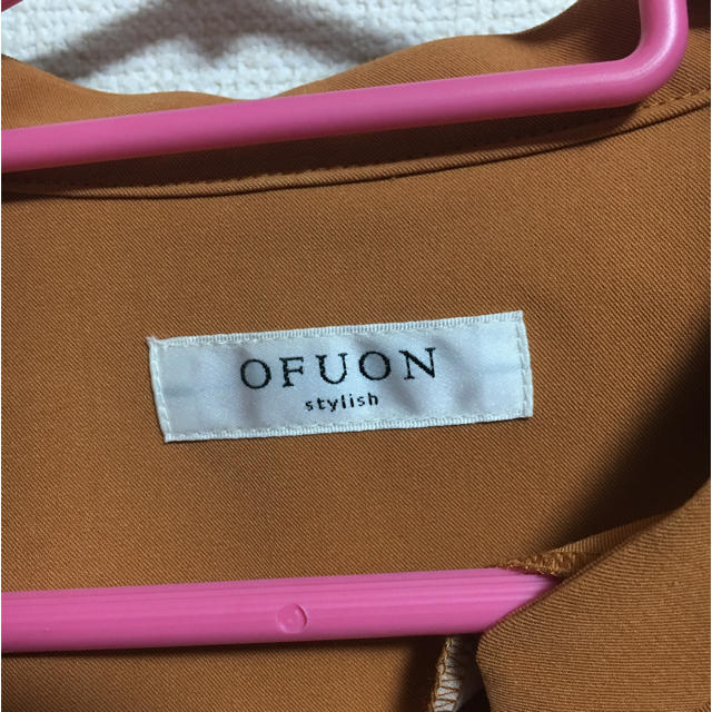 OFUON(オフオン)のワンピース レディースのワンピース(ひざ丈ワンピース)の商品写真