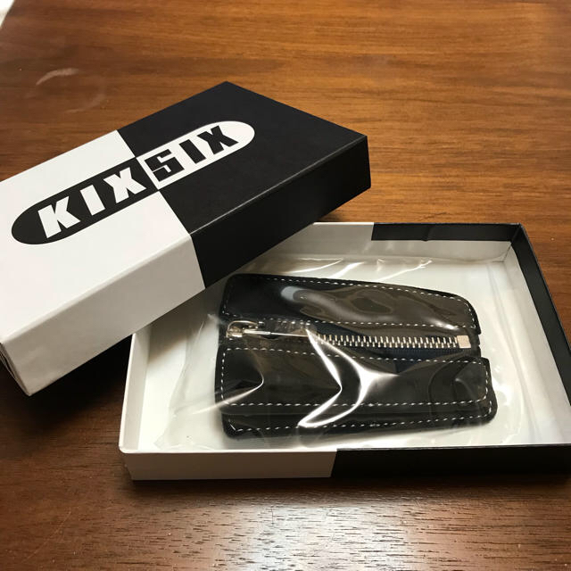 新品未使用品　KIXSIX SIDESTRIPEOVALLACE BOX