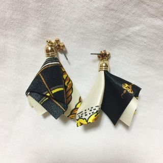 ムルーア(MURUA)のピアス レース(ピアス)