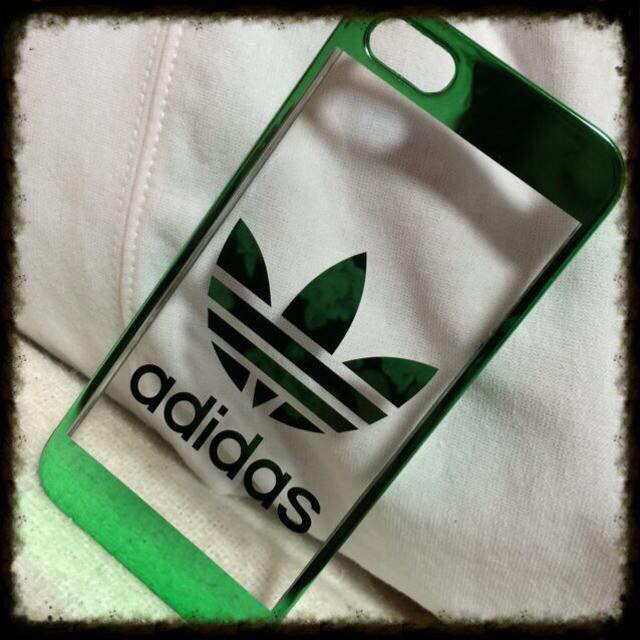 adidas(アディダス)のiPhone5/5sケース その他のその他(その他)の商品写真