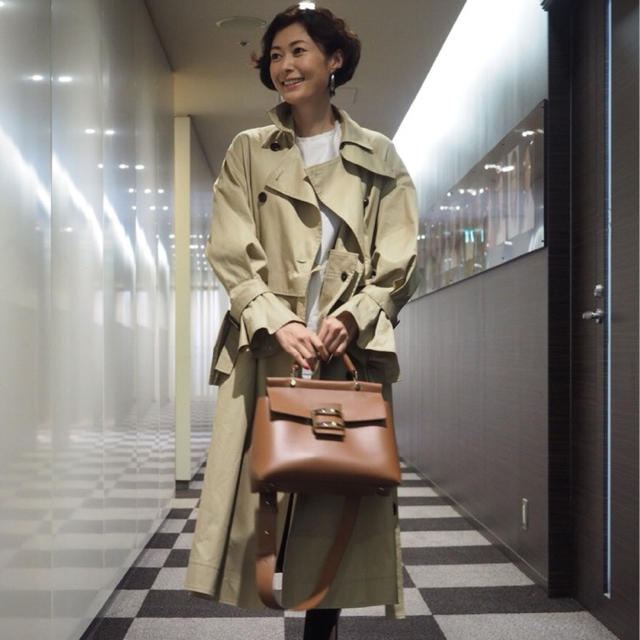 スーパーセール】 ADORE トレンチコート 愛用 田丸麻紀さん アドーア