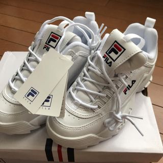 フィラ(FILA)のフィラスニーカー白23.5センチ（22.5か23センチ相当）(スニーカー)