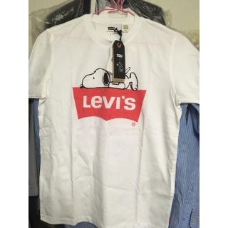 リーバイス(Levi's)の新品★リーバイス×スヌーピー Tシャツ サイズS(Tシャツ/カットソー(半袖/袖なし))