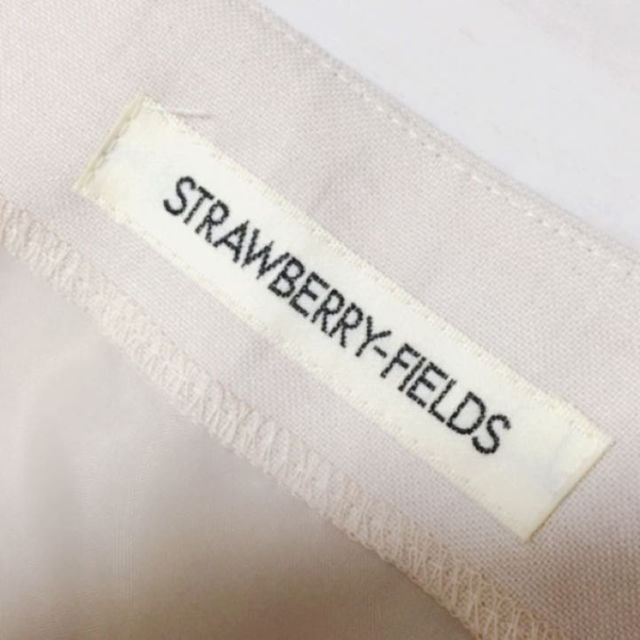 STRAWBERRY-FIELDS(ストロベリーフィールズ)のSTRAWBERRY-FIELDSのワンピース レディースのワンピース(ひざ丈ワンピース)の商品写真