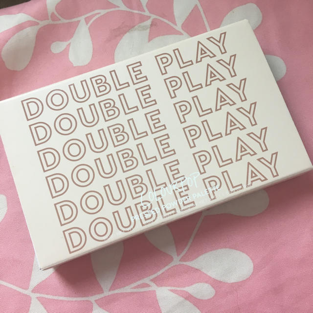 colourpop(カラーポップ)のcolourpop  double play duo コスメ/美容のベースメイク/化粧品(フェイスパウダー)の商品写真