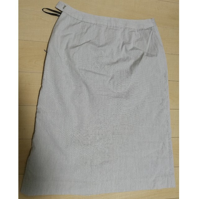 UNITED ARROWS(ユナイテッドアローズ)のsale!ユナイテッドアローズ　夏用スカート レディースのスカート(ひざ丈スカート)の商品写真