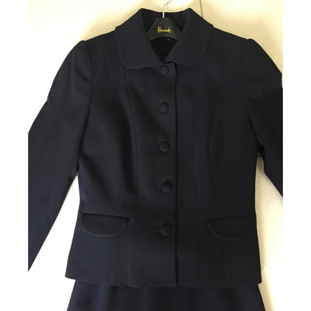 TO BE CHIC(トゥービーシック)のTOBECHIC お受験スーツ 紺色 レディースのフォーマル/ドレス(スーツ)の商品写真