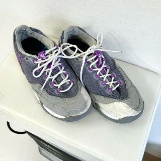 グラビス(gravis)のグラヴィス スニーカー 24.5(スニーカー)