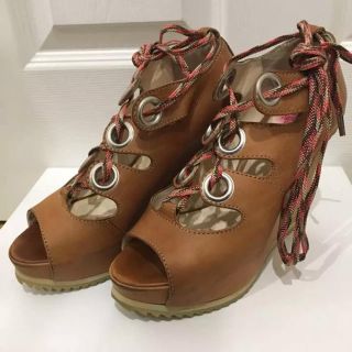 ヴィヴィアンウエストウッド(Vivienne Westwood)のヴィヴィアンインソールウエッジソールパンプスviviennewestwood(ハイヒール/パンプス)