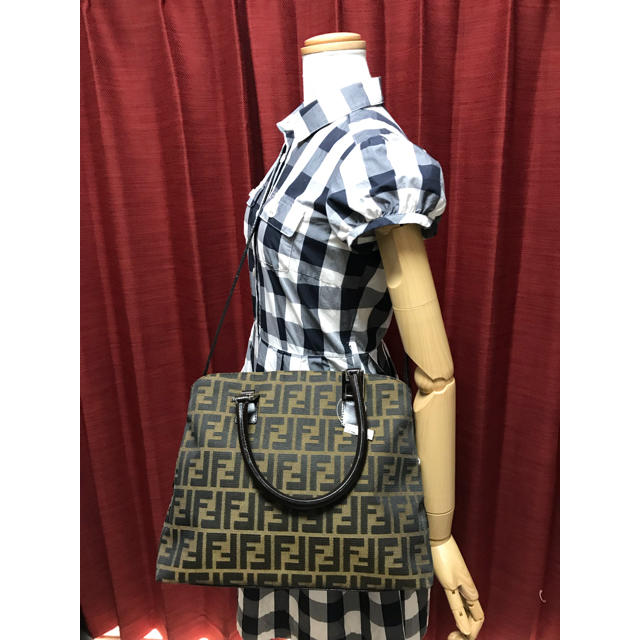 新品タグ付き FENDI フェンディ 2way バッグ