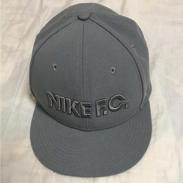 NIKE(ナイキ)のNIKEFC キャップ メンズの帽子(キャップ)の商品写真