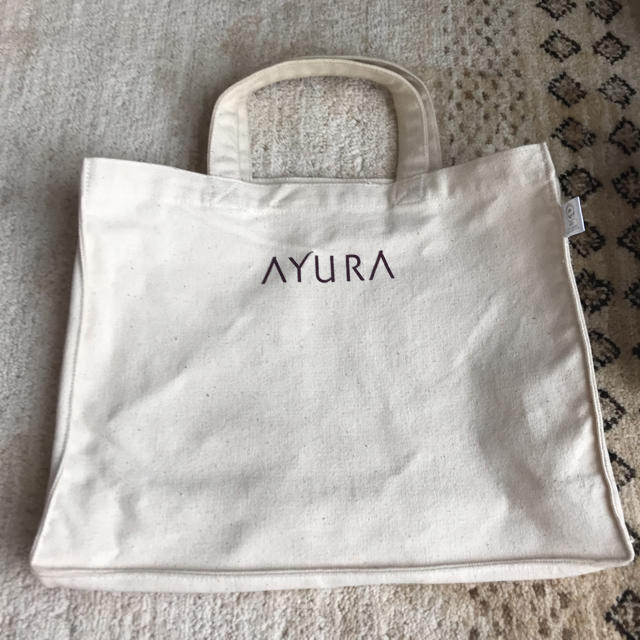 AYURA(アユーラ)のAYURA タンブラー トートバッグ エンタメ/ホビーのコレクション(ノベルティグッズ)の商品写真