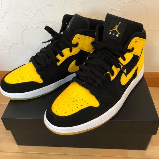 ナイキ(NIKE)のNIKE AIR JORDAN 1 MID エア ジョーダン ナイキ イエロー(スニーカー)