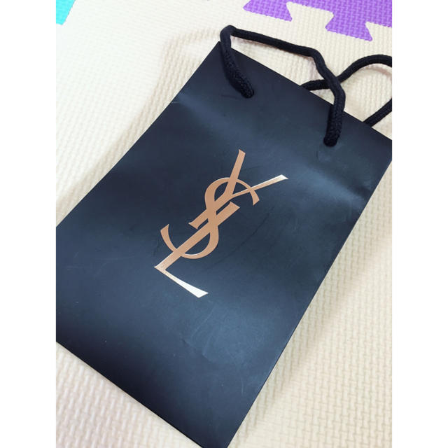 Yves Saint Laurent Beaute(イヴサンローランボーテ)のイヴ・サンローラン♡ショップ袋 レディースのバッグ(ショップ袋)の商品写真