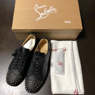 クリスチャンルブタン(Christian Louboutin)のクリスチャンルブタン LOUIS JUNIOR SPIKES FLAT CALF(スニーカー)