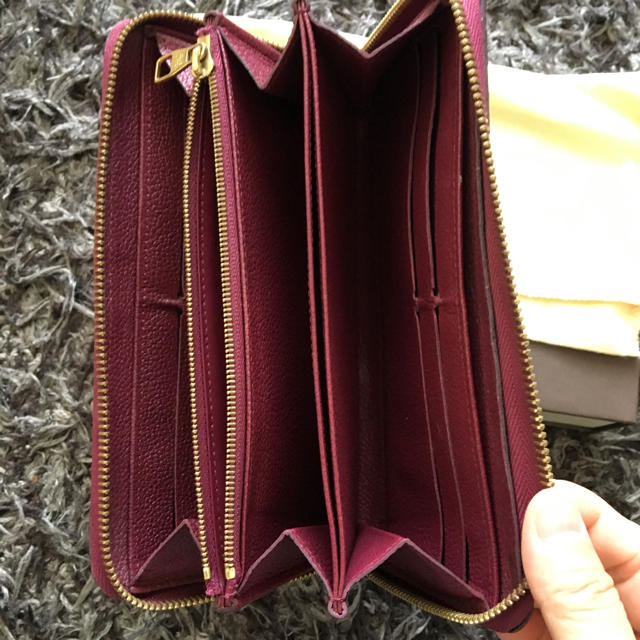 LOUIS VUITTON(ルイヴィトン)のヴィトン モノグラム長財布 ワインレッド レディースのファッション小物(財布)の商品写真