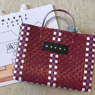 マルニ(Marni)の新品 ♡ マルニフラワーカフェ ピクニックバッグ 新色(かごバッグ/ストローバッグ)