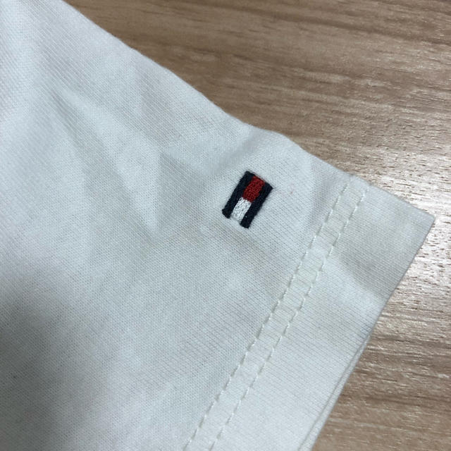 TOMMY HILFIGER(トミーヒルフィガー)の最終値下げ！TOMY HILFIGER ロゴ Tシャツ ベビー 80cm キッズ/ベビー/マタニティのベビー服(~85cm)(Ｔシャツ)の商品写真