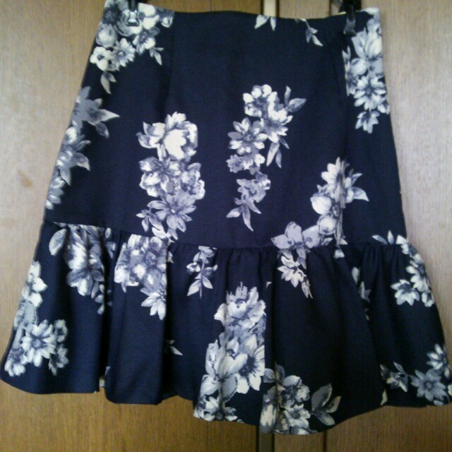 Noela(ノエラ)のノエラ☆花柄フレアスカート レディースのスカート(ミニスカート)の商品写真