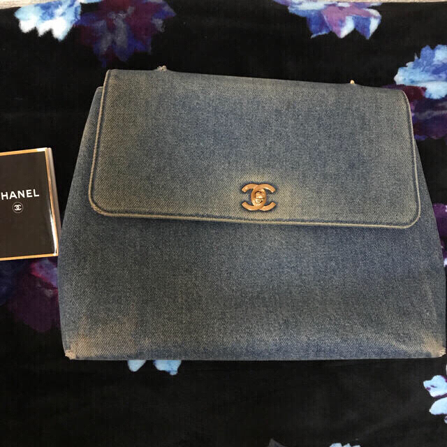 【送料関税無料】 シャネルデニム 専用 坊様 - CHANEL リメイクリュック ケリー型 クラッチ ハンドバッグ