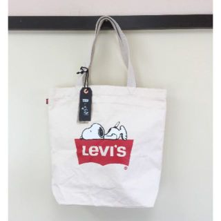 リーバイス(Levi's)の送料無料！新品！LEVI'S(R)ｘPEANUTS(R)　トートバッグ(トートバッグ)