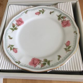 ノリタケ(Noritake)の☆ノリタケ ケーキ皿 5枚セット直径18cm☆(食器)