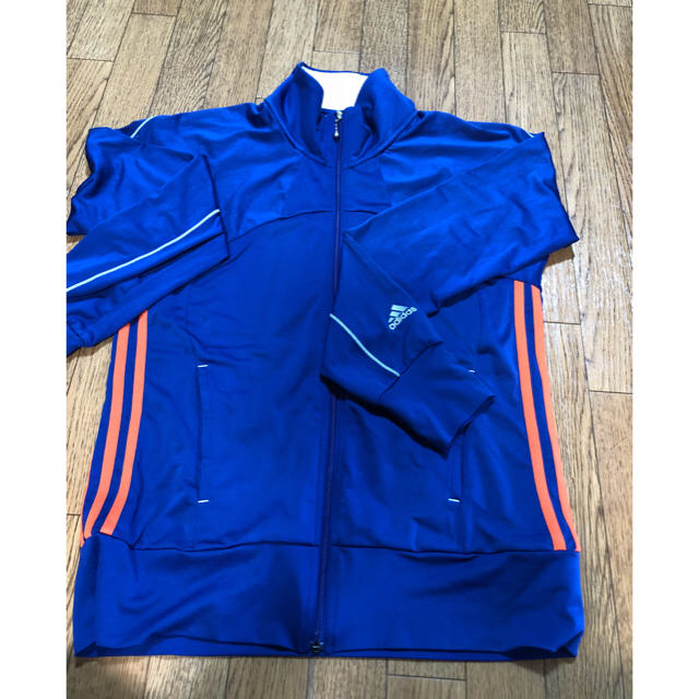 adidas(アディダス)の値下げアディダスジャージ美品 レディースのトップス(Tシャツ(長袖/七分))の商品写真