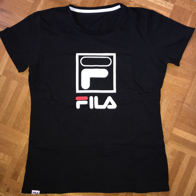 FILA(フィラ)のフィラ Tシャツ ２枚セット スポーツ/アウトドアのテニス(ウェア)の商品写真