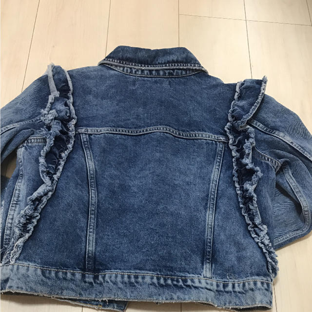 ZARA(ザラ)の❁一度着用のみ‼ザラ デニムジャケット❁ レディースのジャケット/アウター(Gジャン/デニムジャケット)の商品写真