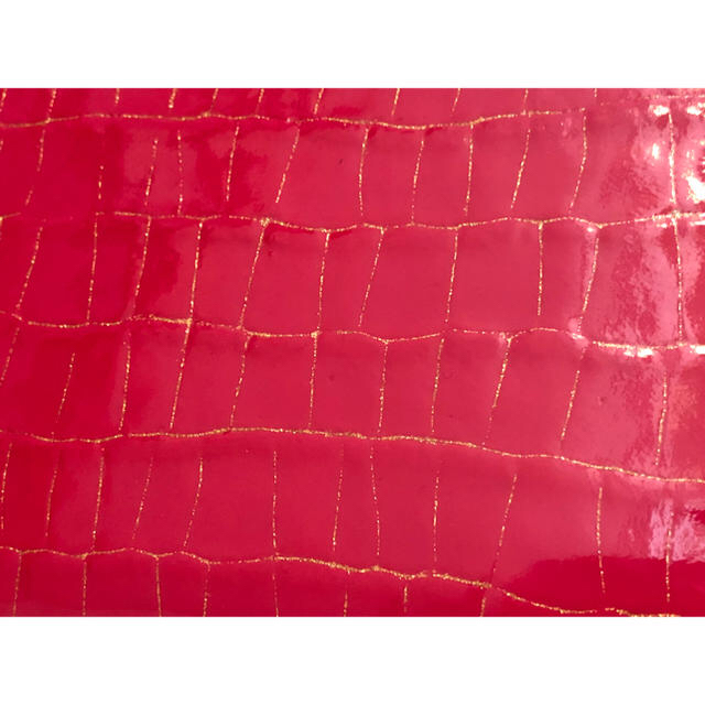 SAZABY(サザビー)のSAZABY 長財布 クロコ型押し革 エナメル ラメ  高級感 レディースのファッション小物(財布)の商品写真