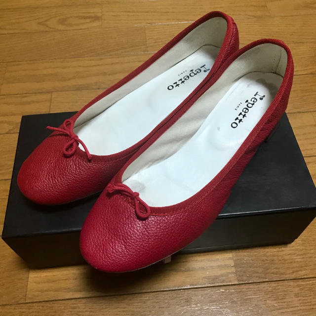 repetto(レペット)のrepettoバレーシューズ レッド レザー Flamme 39 レディースの靴/シューズ(バレエシューズ)の商品写真