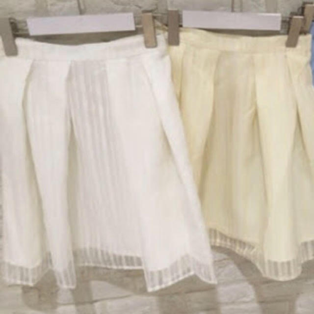 titty&co(ティティアンドコー)のホワイトストライプスカート＊送料込 レディースのスカート(ミニスカート)の商品写真